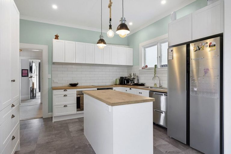 Photo of property in 10 Highcliff Road, Andersons Bay, Dunedin, 9013