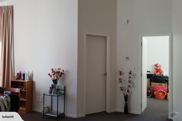 Photo of property in 3/20 Main Road, Tawa, Wellington, 5028