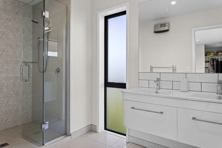 Photo of property in 1 Hayfield Terrace, Cust, Rangiora, 7471