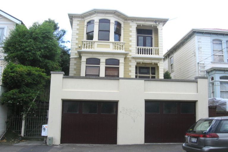 Photo of property in 55 Pirie Street, Mount Victoria, Wellington, 6011