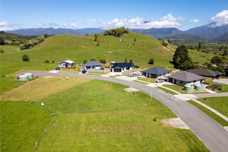 Photo of property in 9 Coote Street, Motupipi, 7110