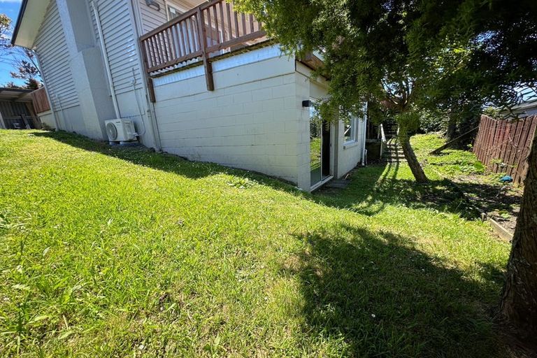 Photo of property in 1/82 Manuka Road, Glenfield, Auckland, 0629