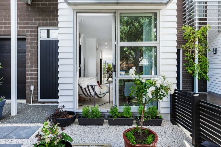 Photo of property in 76 Bomb Point Drive, Hobsonville, Auckland, 0616