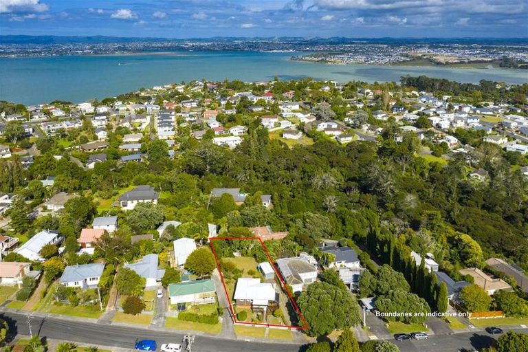 Photo of property in 47 Kia Ora Road, Beach Haven, Auckland, 0626
