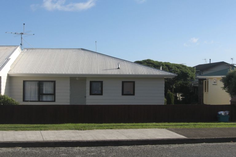 Photo of property in 11b Whanake Street, Titahi Bay, Porirua, 5022