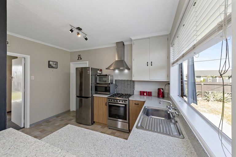 Photo of property in 19 Manchester Street, Tinwald, Ashburton, 7700