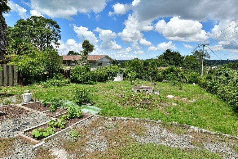 Photo of property in 60 Carlisle Road, Browns Bay, Auckland, 0630