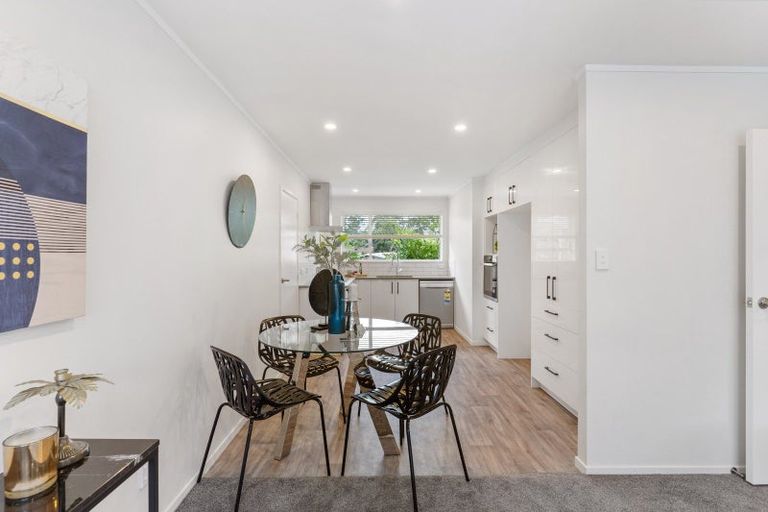 Photo of property in 1/38 Ballater Place, Highland Park, Auckland, 2010