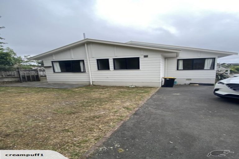 Photo of property in 8 Mayaro Crescent, Grenada Village, Wellington, 6037