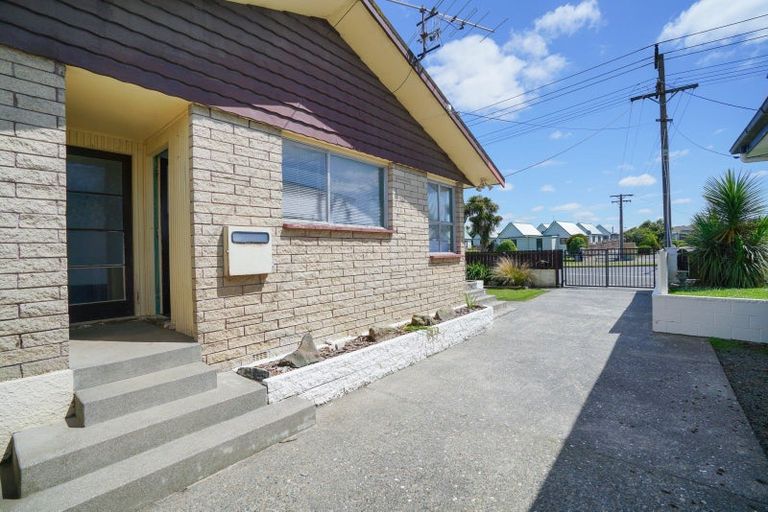 Photo of property in 63 Stirrat Street, Kingswell, Invercargill, 9812
