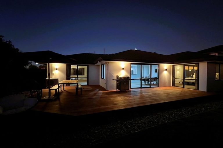 Photo of property in 46 Ngawhatu Road, Stoke, Nelson, 7011