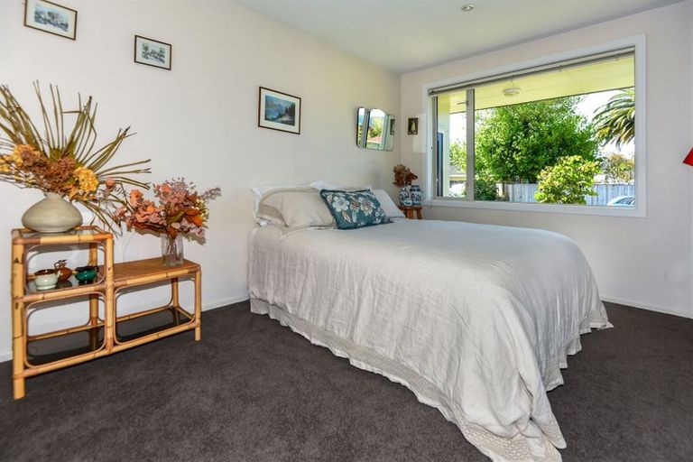 Photo of property in 2 Opihi Street, Cracroft, Christchurch, 8025