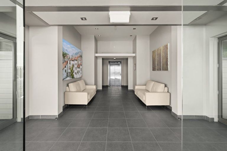 Photo of property in Northridge Apartments Stage Z, 2/22 Hospital Terrace, Hospital Hill, Napier, 4110