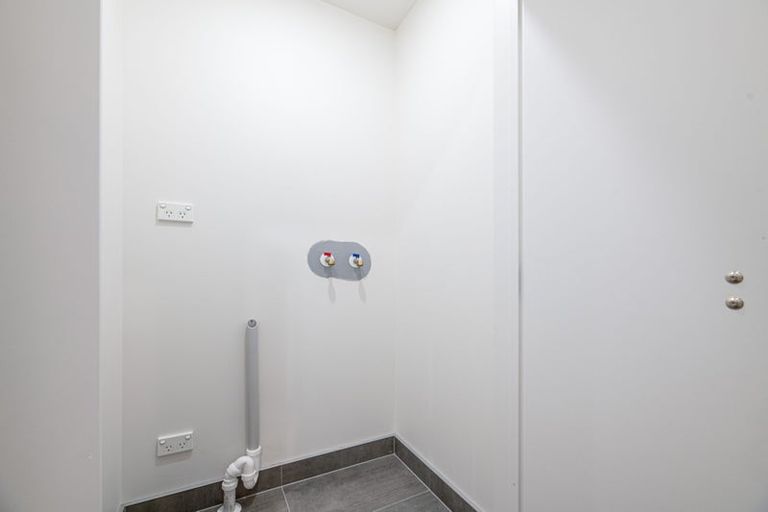 Photo of property in 6/50 Newington Road, Henderson, Auckland, 0612