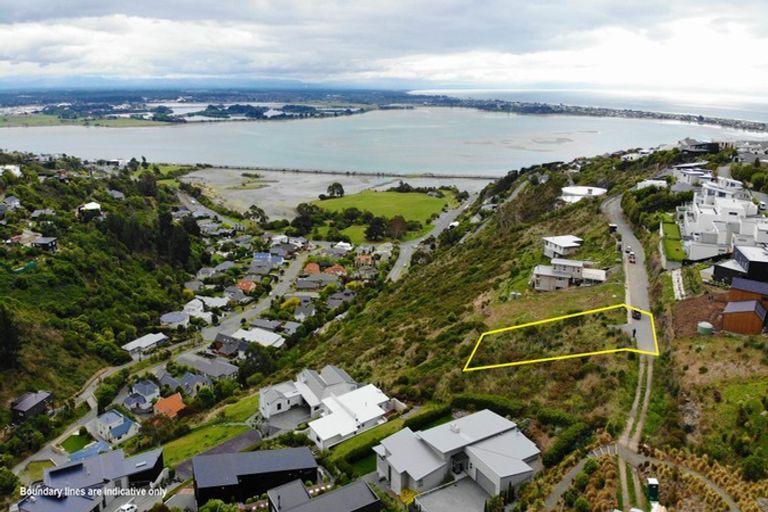 Photo of property in 9 Rifleman Lane, Redcliffs, Christchurch, 8081