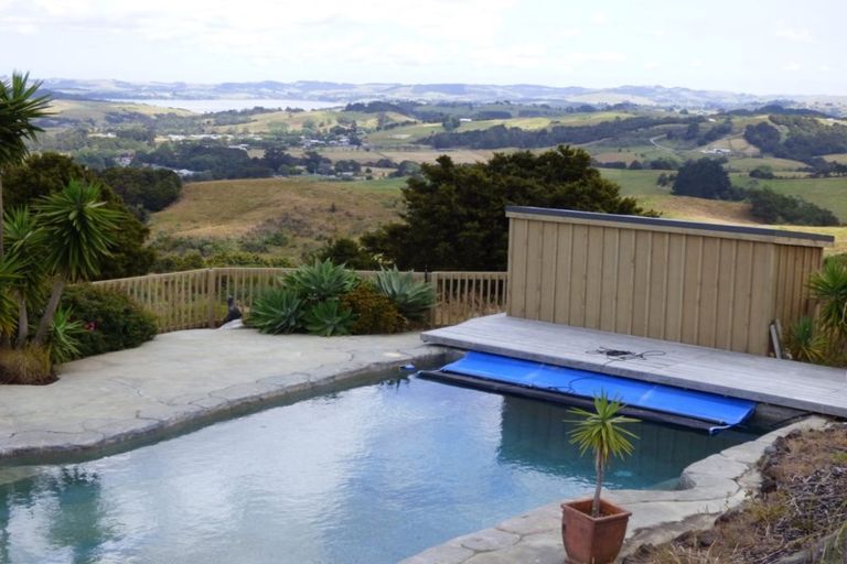 Photo of property in 462 Franklin Road, Paparoa, 0571
