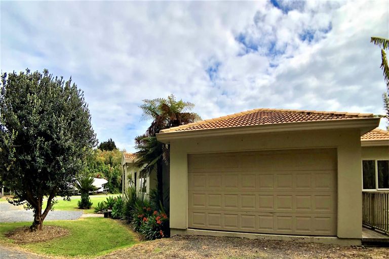 Photo of property in 19a Riverview Road, Kerikeri, 0230