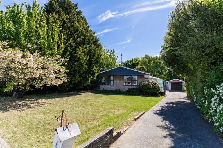 Photo of property in 6 Gladson Avenue, Sockburn, Christchurch, 8042