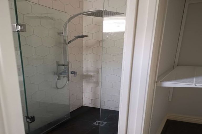 Photo of property in 9/2 Georgia Terrace, Albany, Auckland, 0632