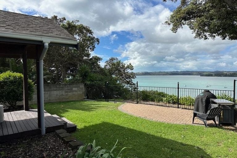 Photo of property in 155 Pah Road, Cockle Bay, Auckland, 2014