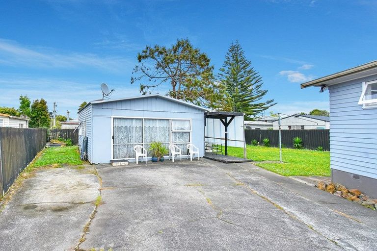 Photo of property in 3 Belgrave Place, Papakura, 2110