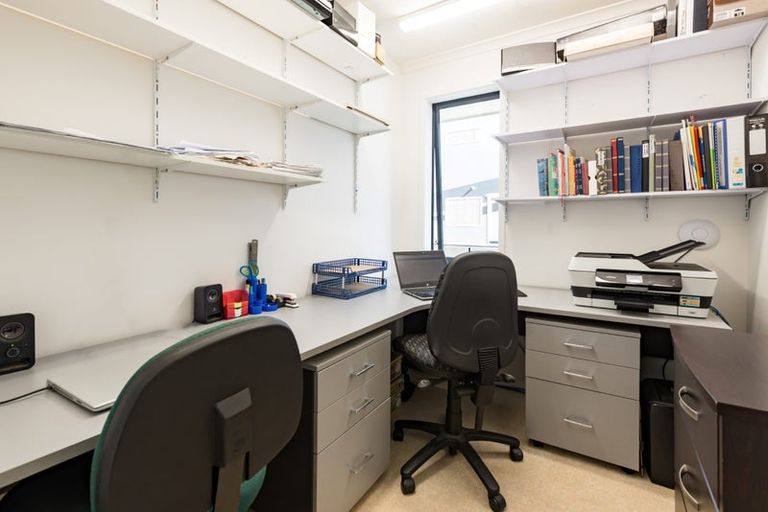 Photo of property in 11 Spinnaker Point, Haruru, 0204