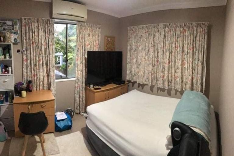 Photo of property in 39 Amapur Drive, Khandallah, Wellington, 6035