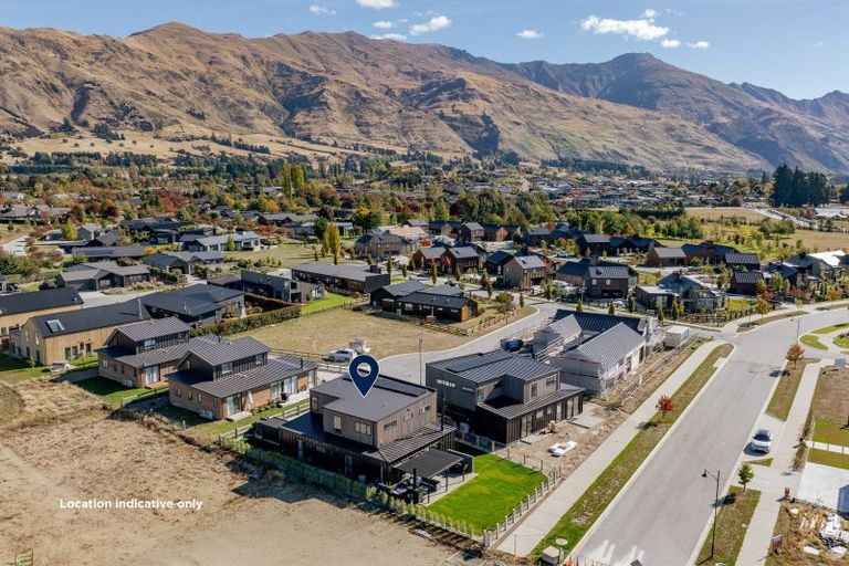 Photo of property in 3b Wallace Place, Westown, New Plymouth, 4310