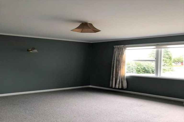 Photo of property in 11 Duke Street, Levin, 5510