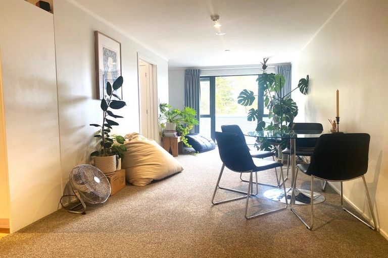 Photo of property in 18a/30 Westward Ho, Glen Eden, Auckland, 0602