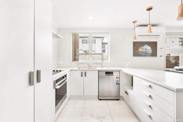 Photo of property in 46c Takanini School Road, Takanini, 2112