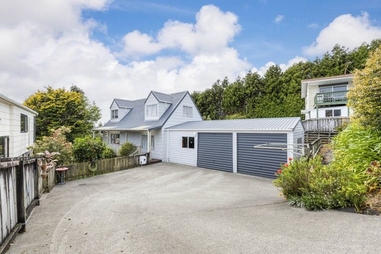 Photo of property in 79 Queens Road, Glen Avon, New Plymouth, 4312