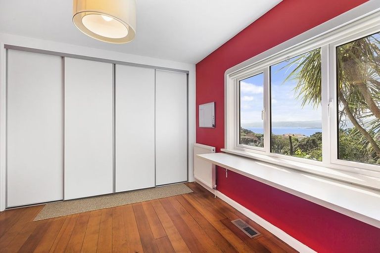 Photo of property in 1b Wadestown Road, Wadestown, Wellington, 6012