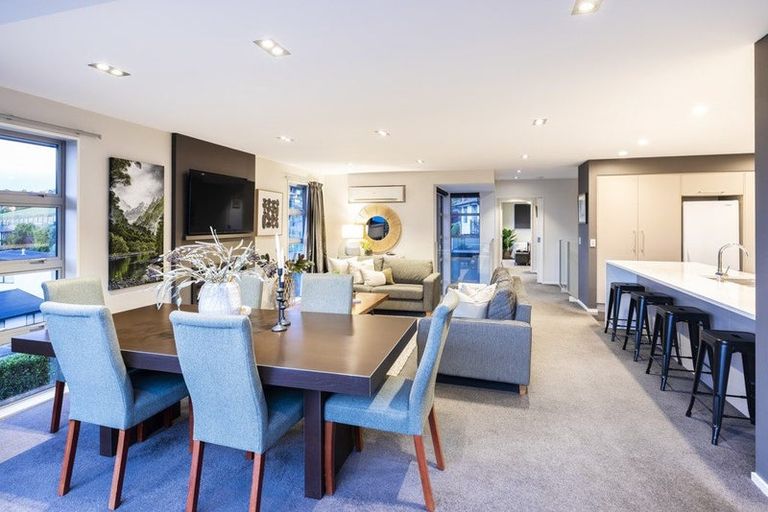 Photo of property in 20 Rushden Rise, Westmorland, Christchurch, 8025