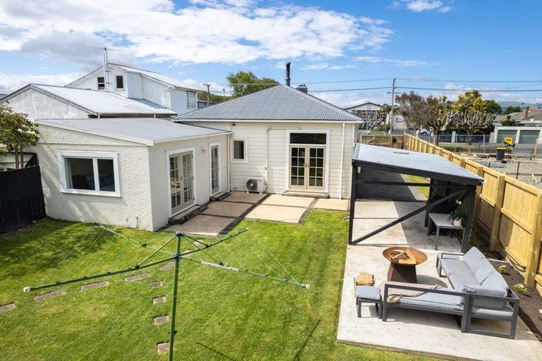 Photo of property in 206 Surrey Street, Saint Clair, Dunedin, 9012