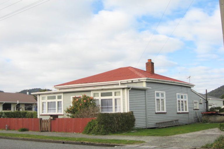 Photo of property in 73 Blake Street, Blaketown, Greymouth, 7805