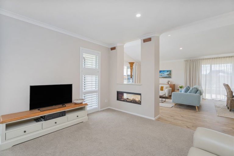 Photo of property in 5 Onerere Drive, Whitianga, 3510