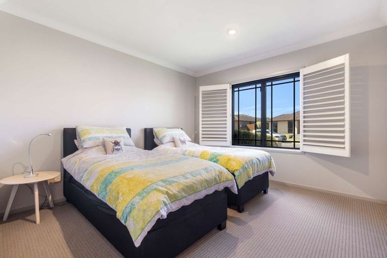 Photo of property in 36 Gibson Place, Papamoa Beach, Papamoa, 3118