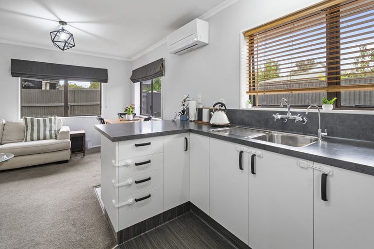 Photo of property in 20a Queen Street, Feilding, 4702