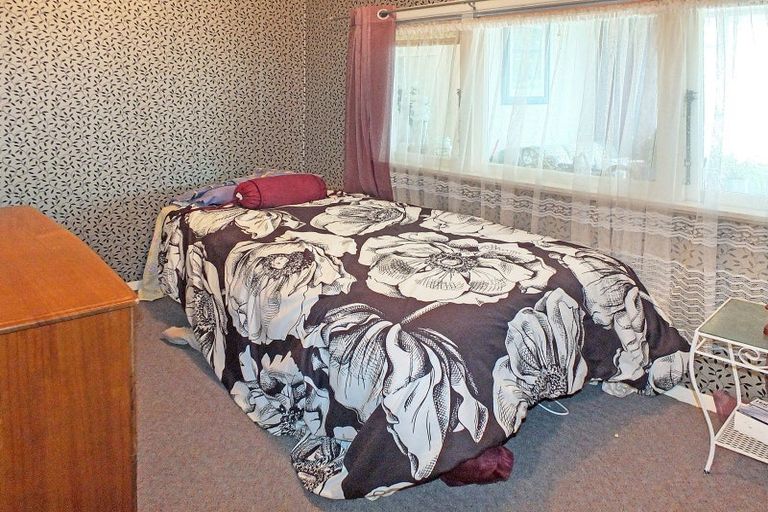 Photo of property in 18 Brown Terrace, Foxton Beach, Foxton, 4815