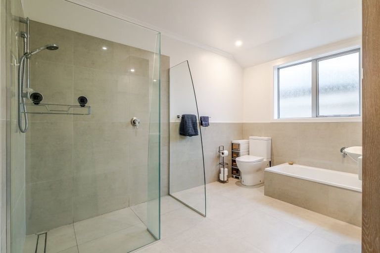 Photo of property in 94 Monrad Street, Highbury, Palmerston North, 4412