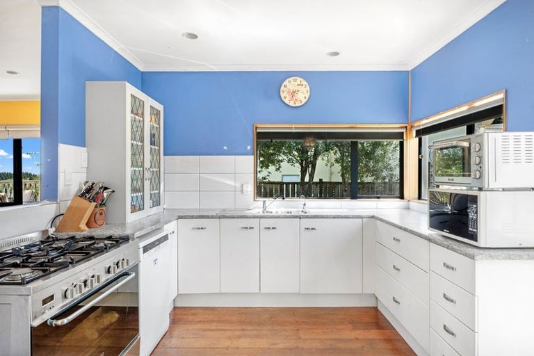 Photo of property in 47 Wallath Road, Westown, New Plymouth, 4310