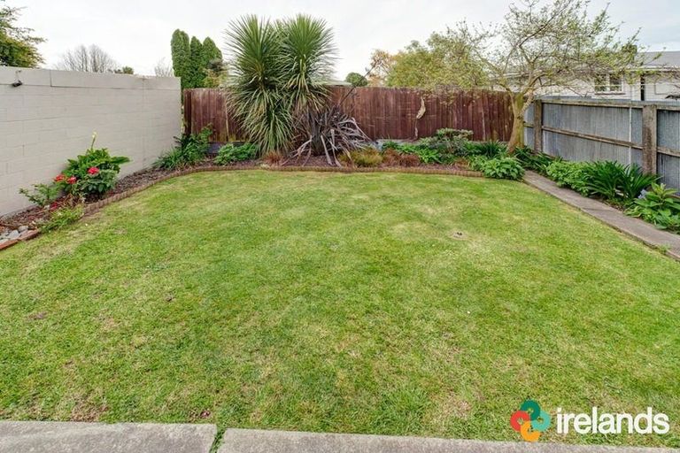 Photo of property in 2/37 Purchas Street, St Albans, Christchurch, 8014
