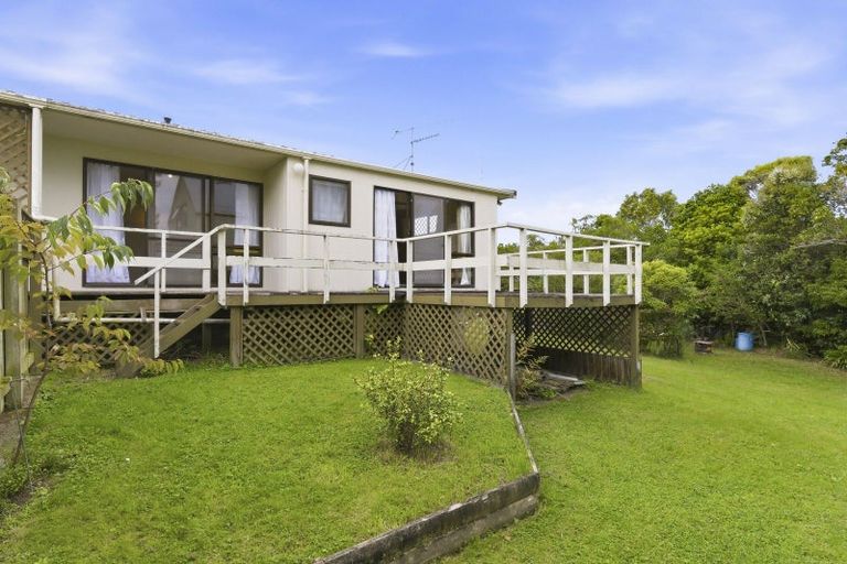 Photo of property in 27 Brandon Street, Otaki, 5512