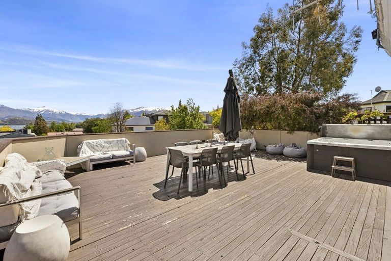 Photo of property in 40 Hunter Crescent, Wanaka, 9305