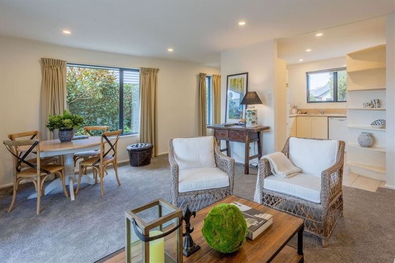 Photo of property in 2 Harrods Court, Ilam, Christchurch, 8053