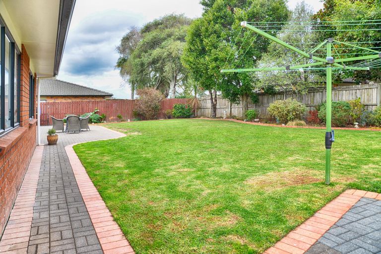 Photo of property in 39 Tington Avenue, Wattle Downs, Auckland, 2103