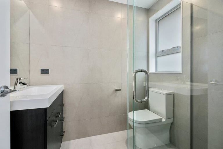 Photo of property in 112a Victoria Street, Onehunga, Auckland, 1061