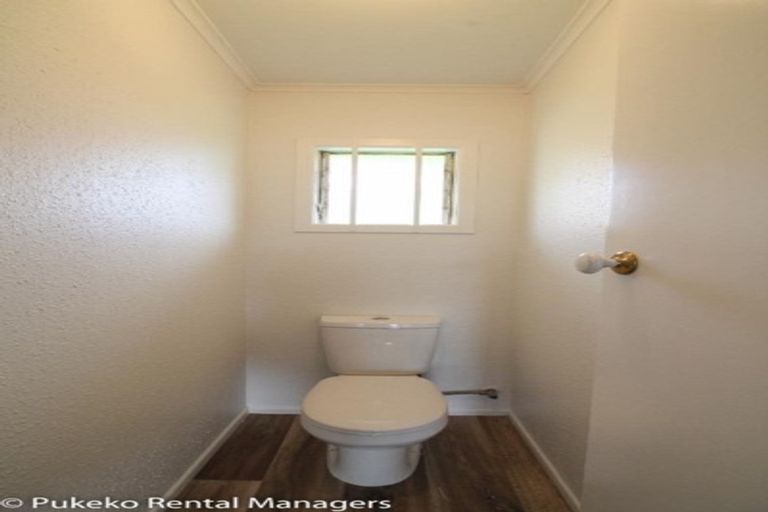 Photo of property in 19 Lynmore Drive, Hillpark, Auckland, 2102