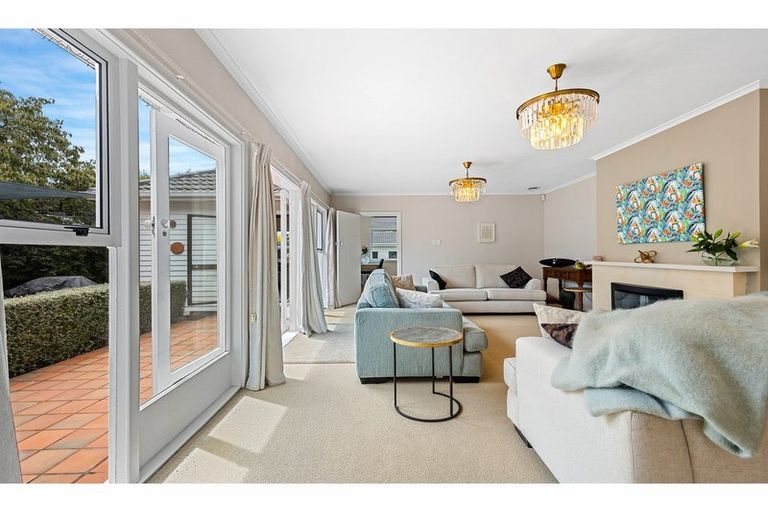 Photo of property in 19 Joyce Crescent, Ilam, Christchurch, 8041